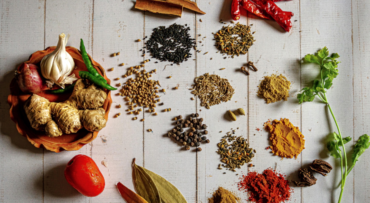 Fresh, whole and ground herbs and spice seasonings. 