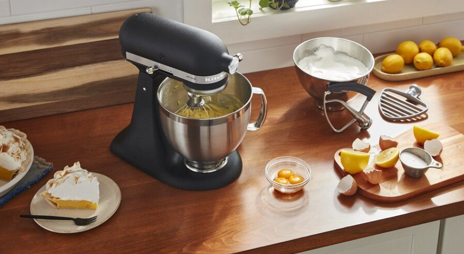 Stand mixer making custard pie filling
