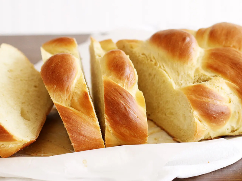 Sliced challah bread