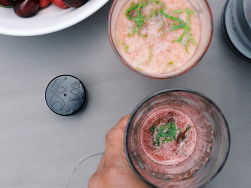 Fizzy pink lemonade
