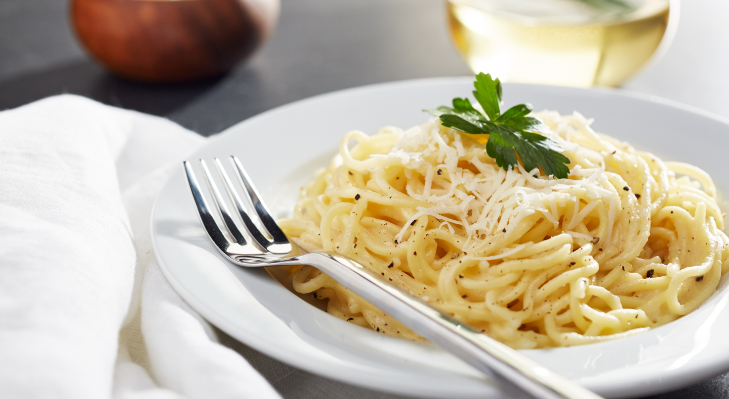 Bowl of homemade Cacio e Pepe pasta
