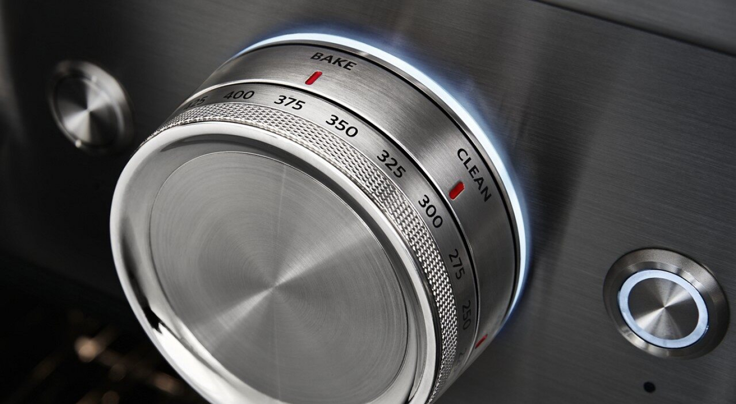 Close-up of control knob