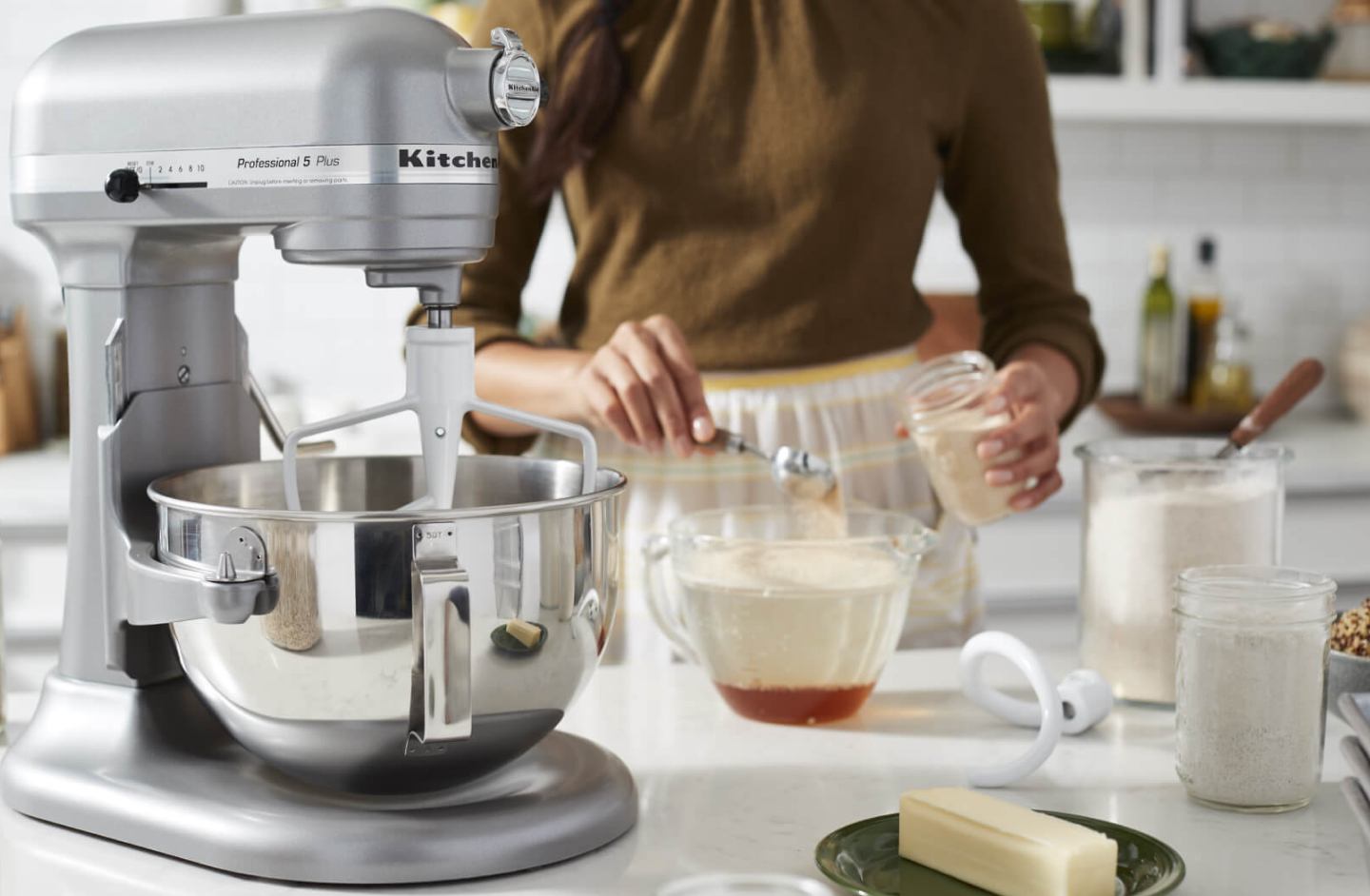 Measuring baking ingredients