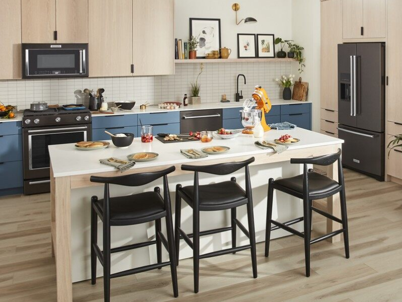 Kitchen with black stainless appliances