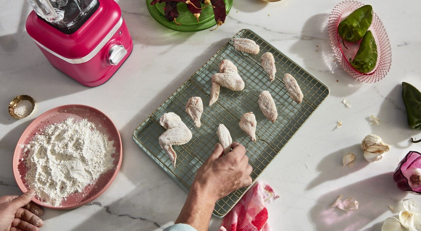 Floured chicken wings