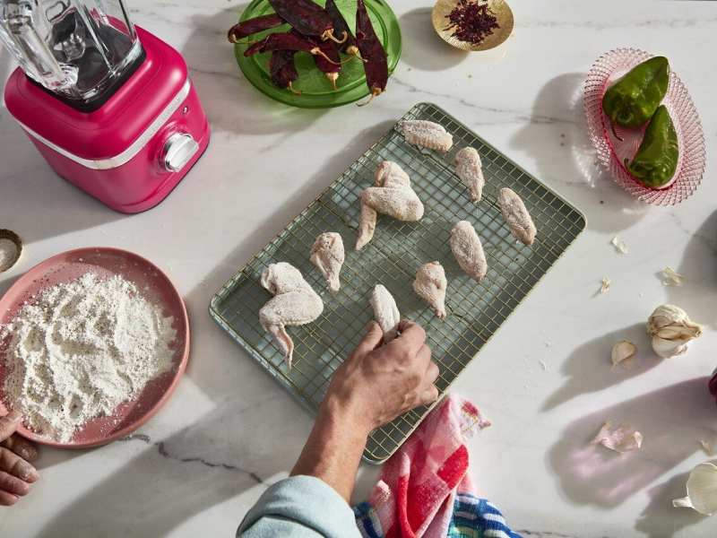 Floured chicken wings