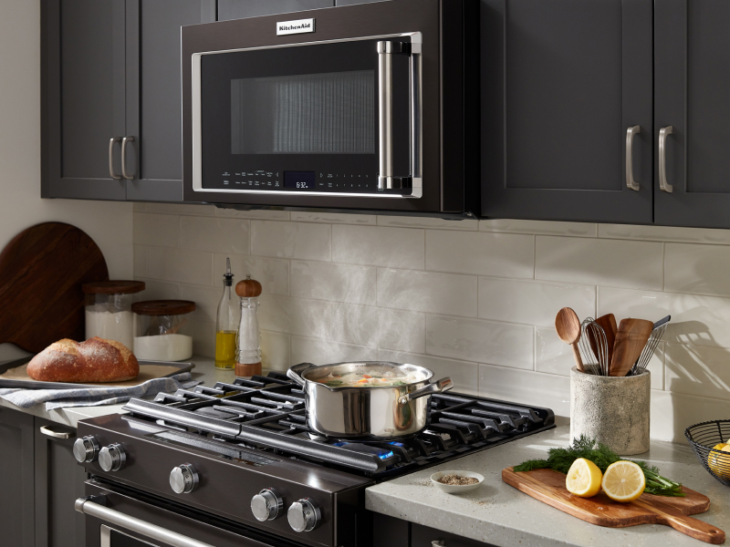 Pot simmering on a KitchenAid® gas range