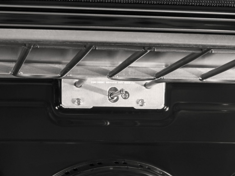Wall oven interior