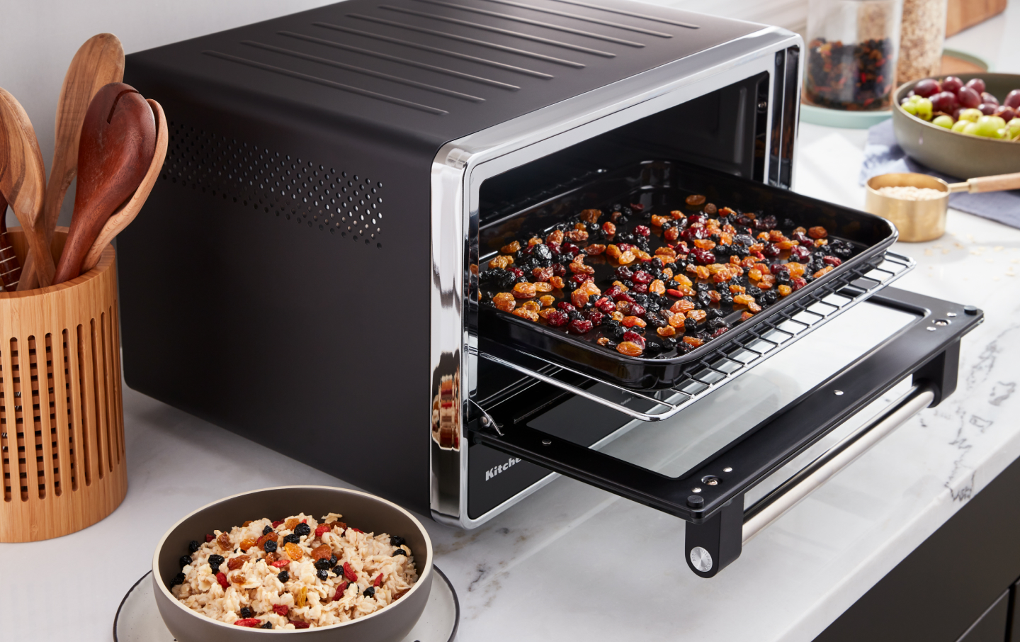 Dehydrating fruit in a a KitchenAid® toaster oven