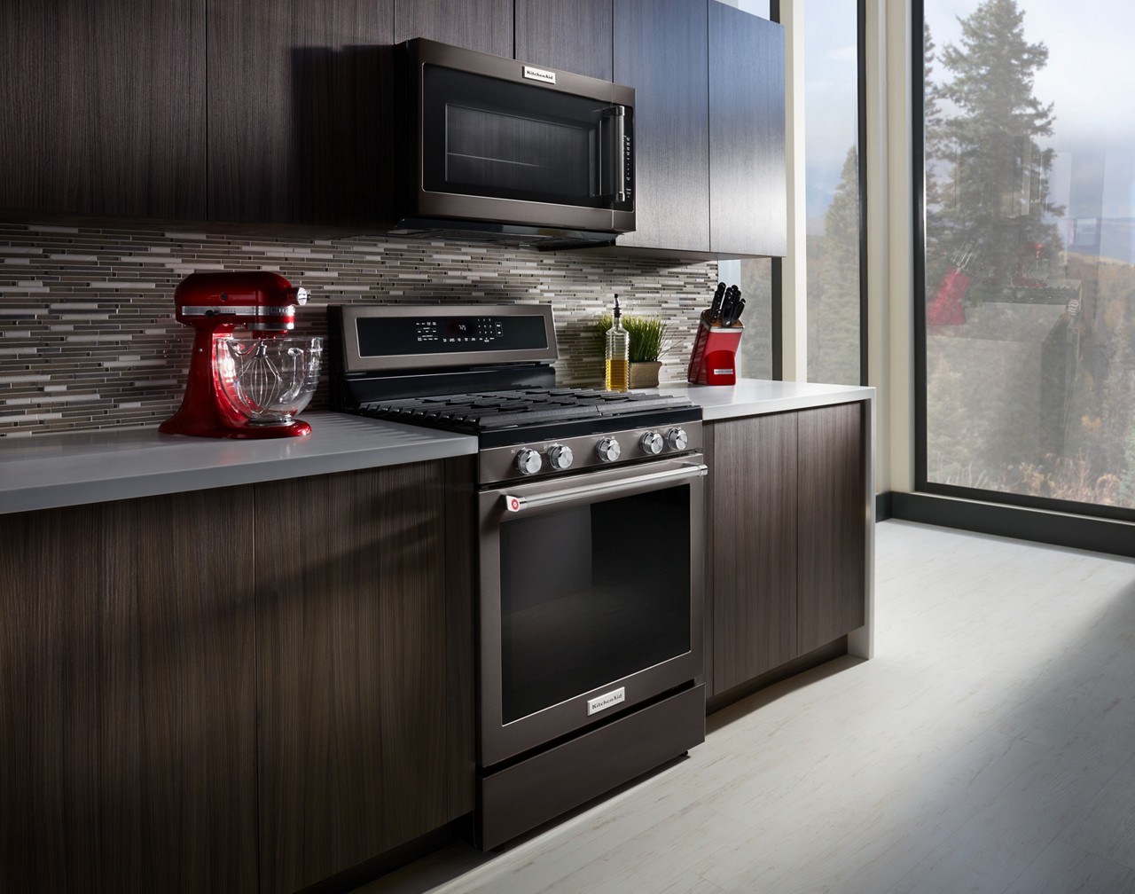 Browse freestanding ranges from KitchenAid.