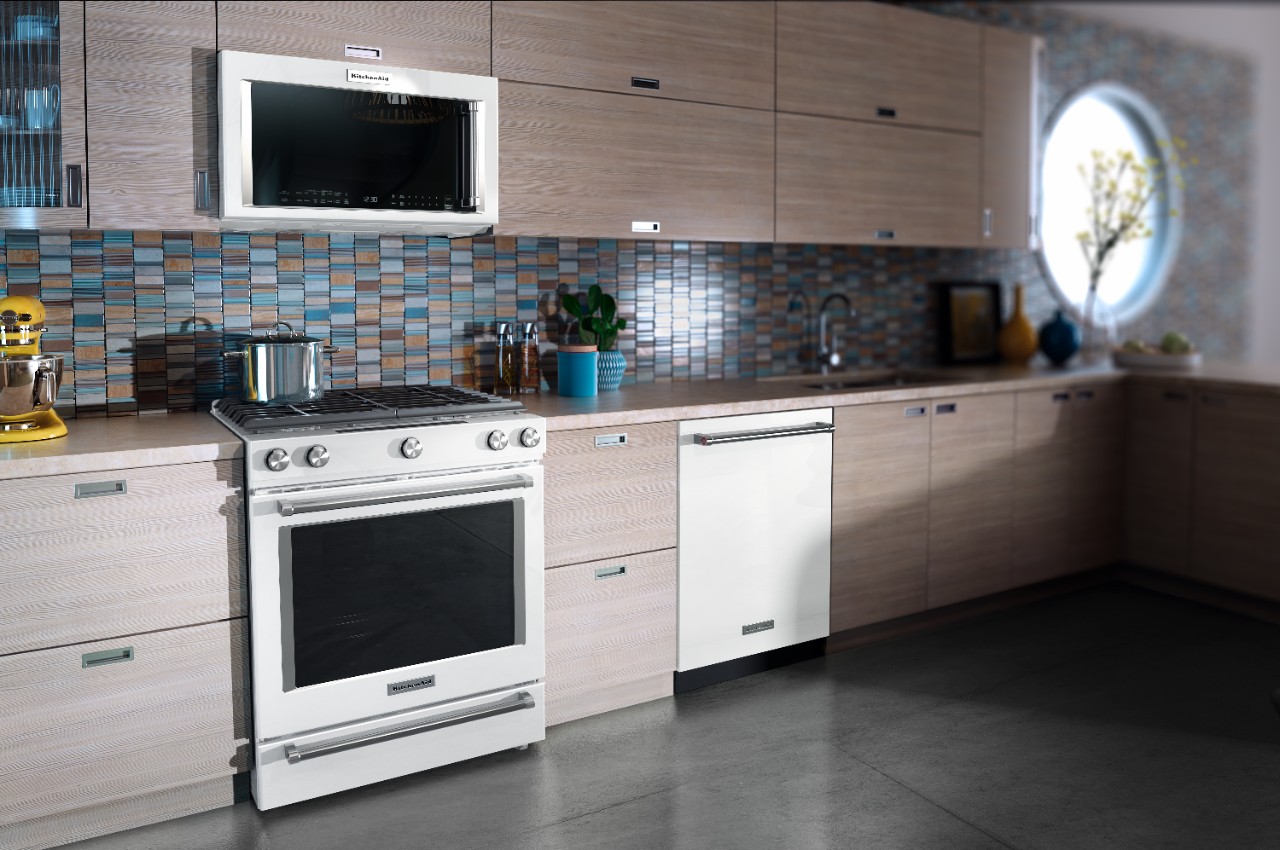A gas range slide-in offers a seamless look.