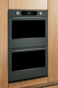 A double wall oven in Juniper.
