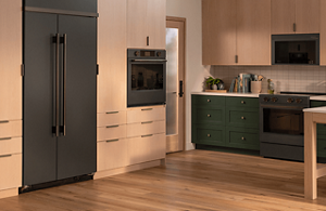 KitchenAid® wall oven, range and microwave in a kitchen environment with the iF Design Award 2026 badge on top. 